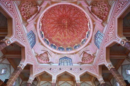 نمونه ای از طراحی داخلی مسجد